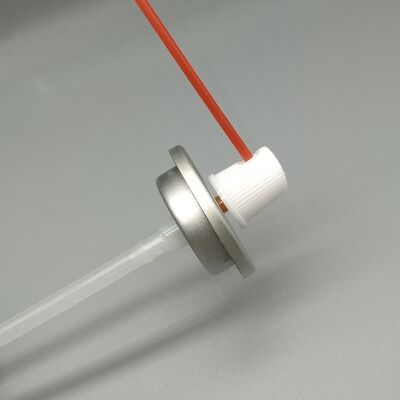 পিরিয়ড-সঠিক নান্দনিকতার সাথে ভিনটেজ ট্র্যাক্টর পুনরুদ্ধারের জন্য OEM- স্টাইলের কার্বুরেটর ড্রেন এবং ক্লিন ভালভ