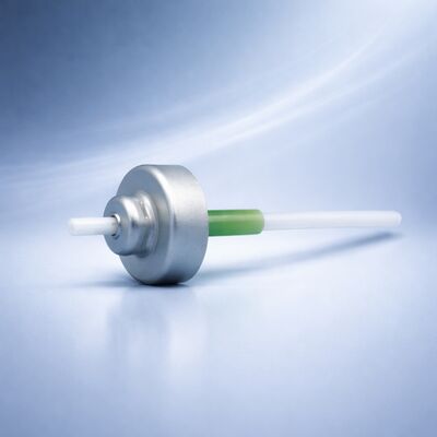 20 মিমি মিটারড ডোজ এয়ারোসোল ভালভ অ্যালকোহল-ভিত্তিক সূত্রের সাথে সামঞ্জস্যপূর্ণ এবং 20 মিমি ক্রাম্প স্পেসিফিকেশন ধারাবাহিক প্রাক-মাপযুক্ত ডোজিংয়ের জন্য